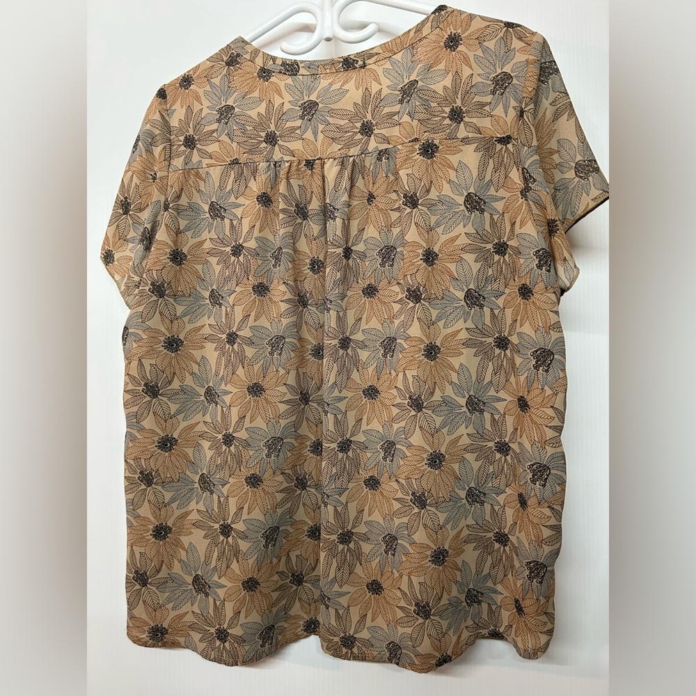 Women’s Large Popover Blouse - Picture 2 of 11